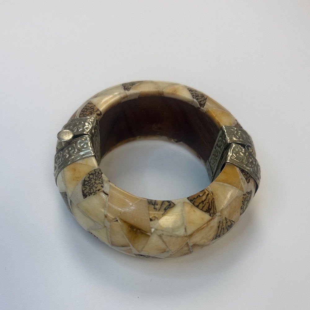 Handmade Cream and Brown Inlay Bangle Bracelet with Silver Accents